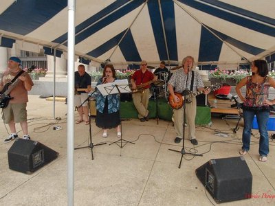 Gloria (Glo) Smith photo