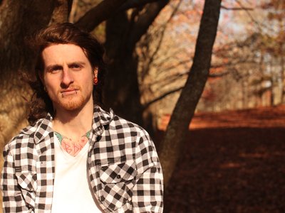 Grant "Richie" - bass
