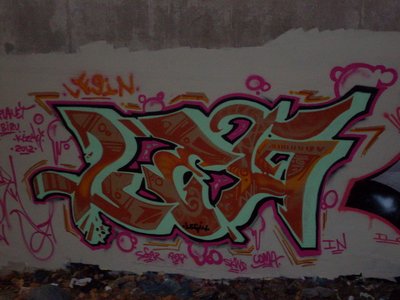 jist to get a LEG in