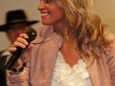 Mindy Callahan photo