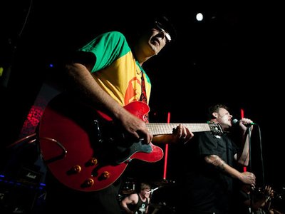 The Resignators - Steve and Le Capitan July 2011