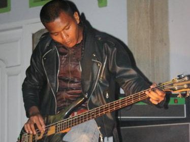 bass