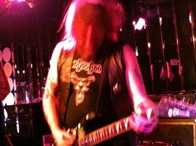 HEADBANGING