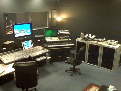 Beatworkz Music Studio (West LA) rack w/adats,dat player,(Mackie, MPC 4000 modified by Bruce Forat) 