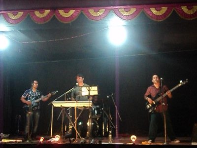 Dabanol live at ONGC complex Nabami night 5-10-2011