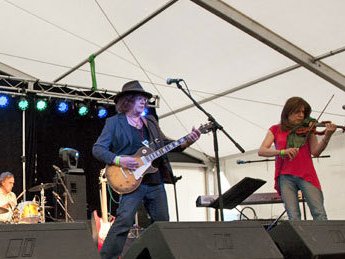 With Elephant Shelf@The Cambridge Rock Festival