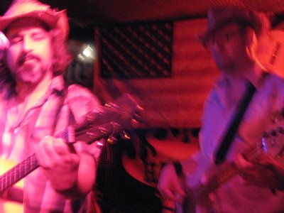 maynard & d at hanks