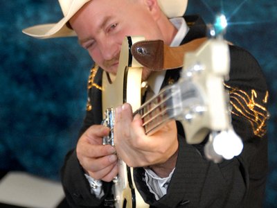 Bazooka Jones bass master Killer Clyde