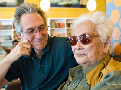 JD & Pham Duy, Saigon 10/11(PHOTO Phong Quang)