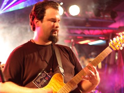 Danny Rodic, Guitars