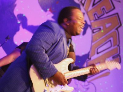 In 2013 - Live Guitar Solo Performance! 
