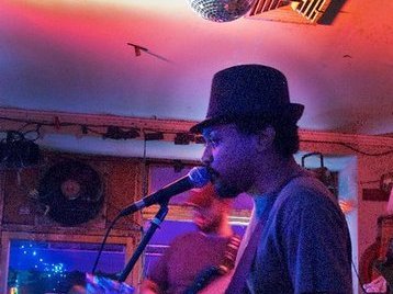 Brett Barnard and The Hitman Band photo