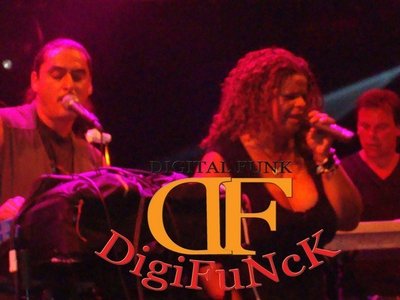 Trinityroy & the Digifunck live
