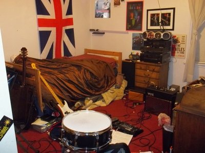 Original home studio setup used in 2010-2011 by The Anglomaniacs.