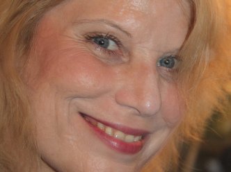 Gail Carson photo