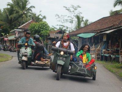 Bersama Vespa