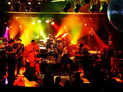 Opening for the Ohio Players