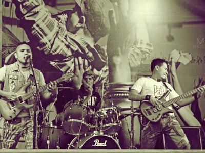 peruvian rock day