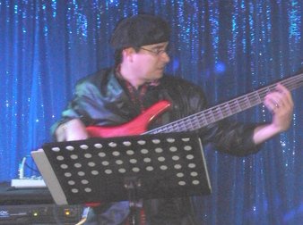 SIX SON (Bass/ Yovannis Roque)