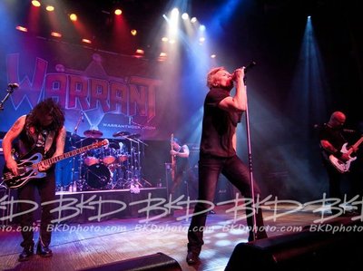 Warrant live in Texas... Dallas