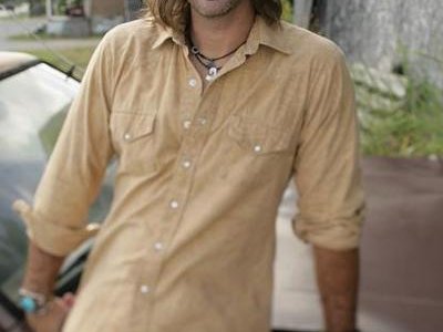 Chris Hennessee photo