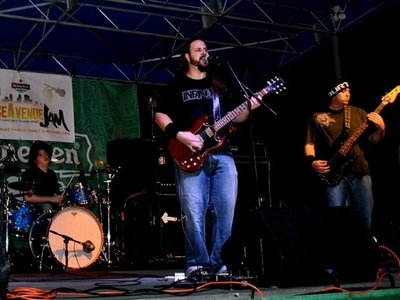 NerVer Live at Wall Street Plaza