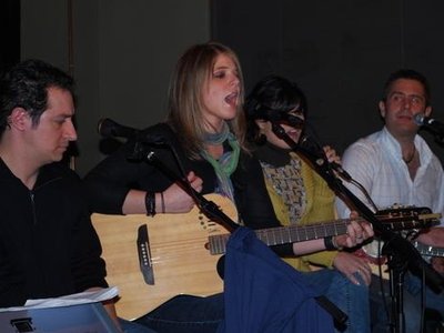 Me w/Rosa & Dave Bradley
