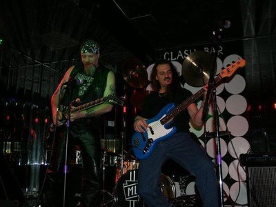 BAD DOG BAD...LIVE !!!!!