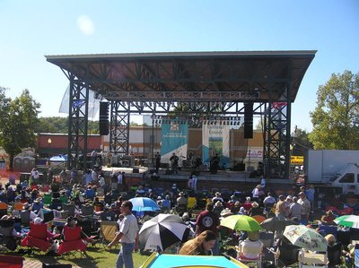 Another shot of Brethren on the main stage in Helena