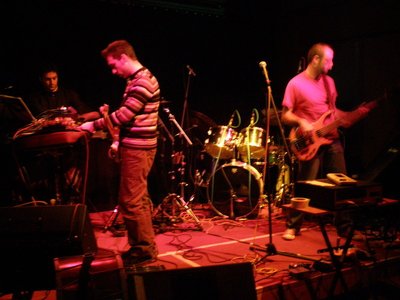 live at Six Dogs