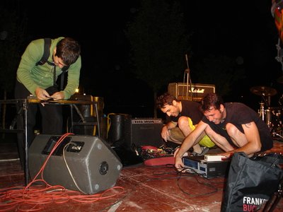 live at Varkiza