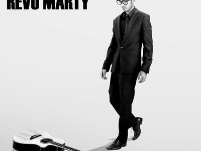 Revo Marty photo