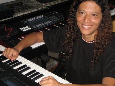 Aurea Regina De Oliveira Coelho photo