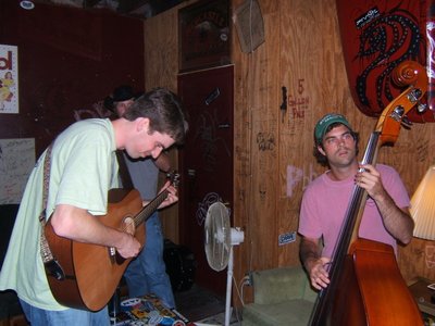 Warming up @ the Pour House - 6.7.07