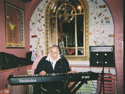 tinkling some ivories.... 