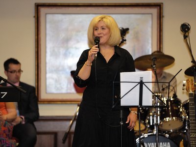 Gillian Adams photo