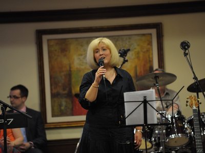 Gillian Adams photo