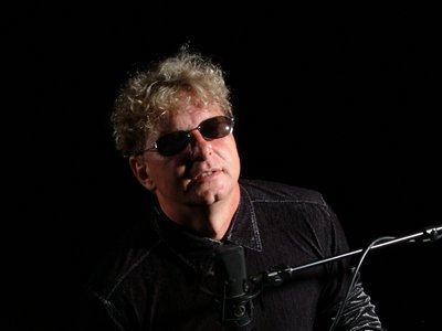 Spike Blake photo
