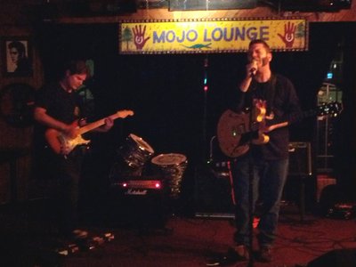 At the Mojo Lounge 4-7-12. Photo by Peter Lyle-Dugas.