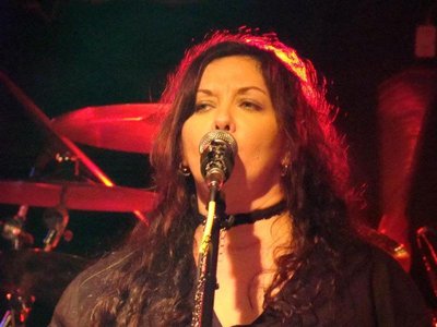 Kelly Kirschke-Lead Vocals/Percussion
