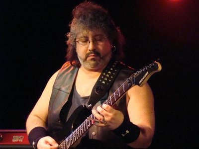 Fred Leon- Lead Guitar, vocals