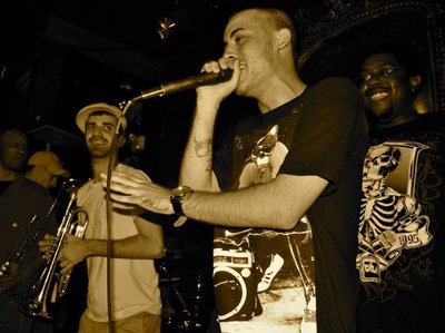 Suave on stage with Lil Dee in New Orleans