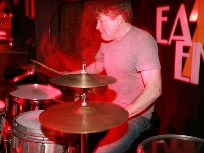 Spit Stix with Nasalrod at East End in Portland.