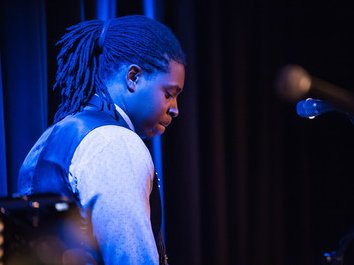Phillip Young photo
