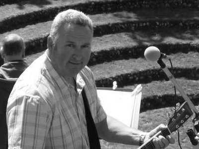 Mark Grove photo