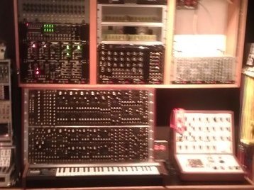 modular synth anyone?