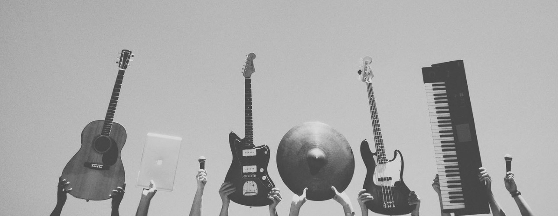 ReverbNation banner for @swells