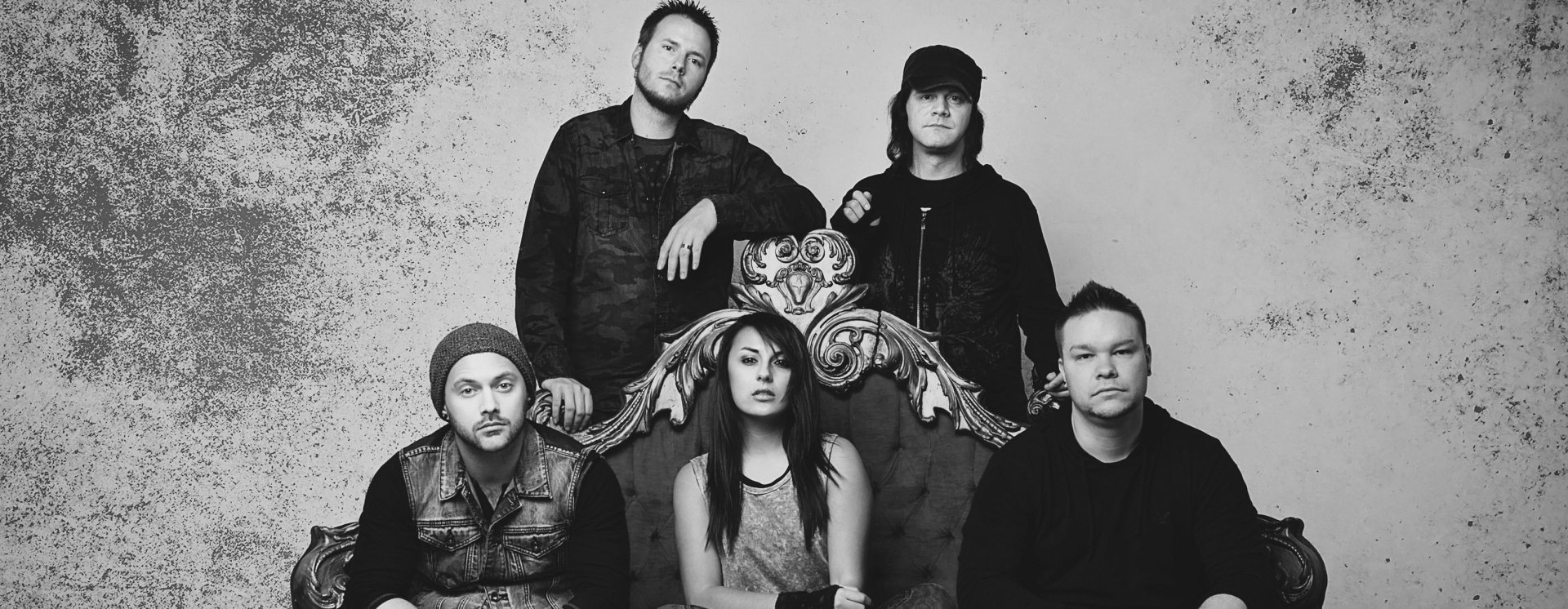 1452289705 ret6749bw copy