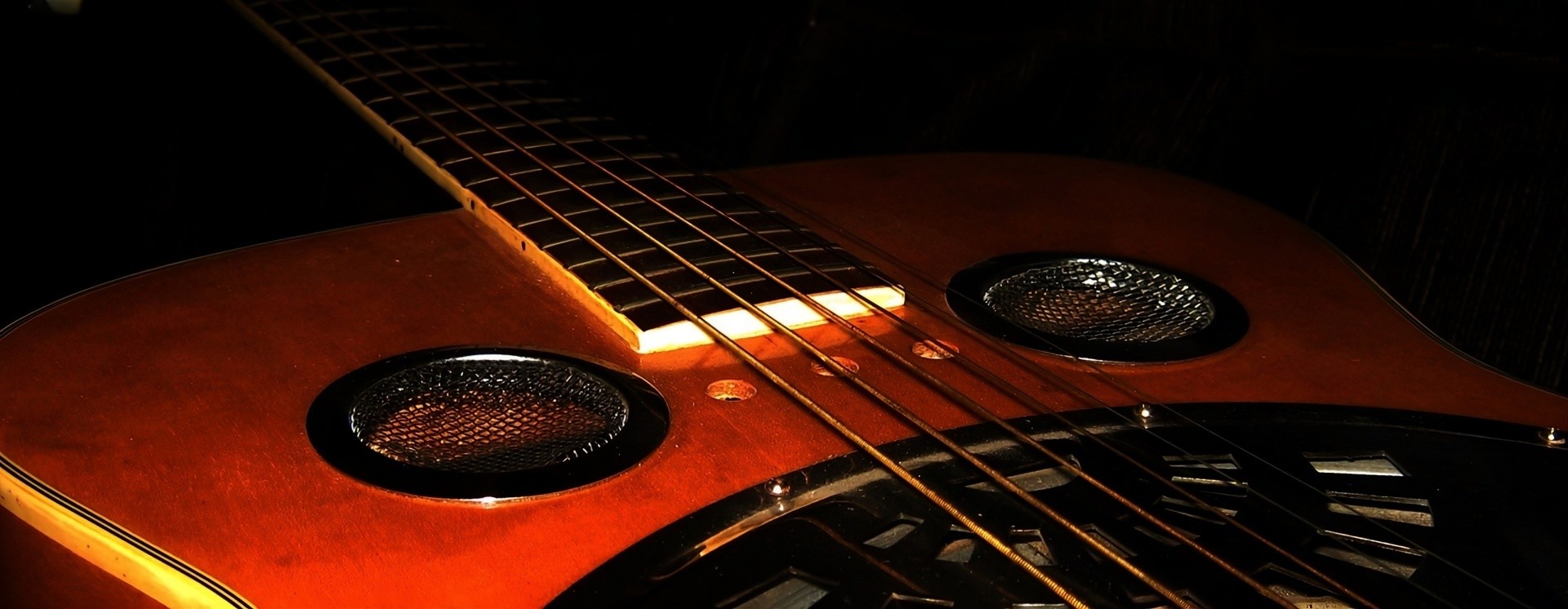 ReverbNation banner for @travellers