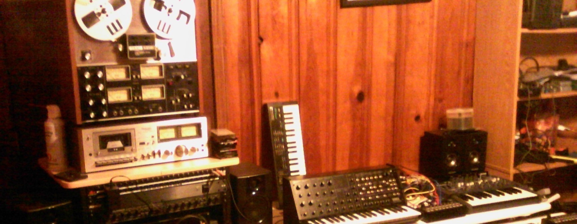 ReverbNation banner for @modify